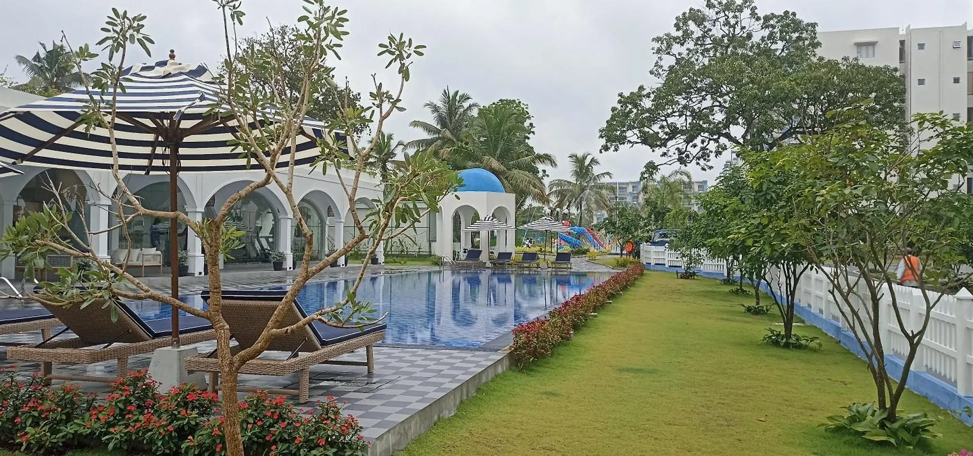 Casa vacanze Santorini Resort 12A- Tranquil Negombo Escape Your Perfect Coastal Getaway!